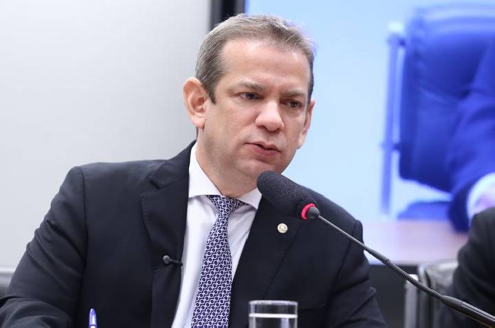 Comissão aprova projeto que prevê campanhas para divulgar Política Nacional de Cuidados