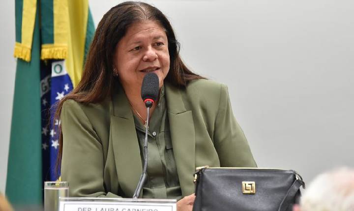 Proposta exige formação e registro para professores de educação física