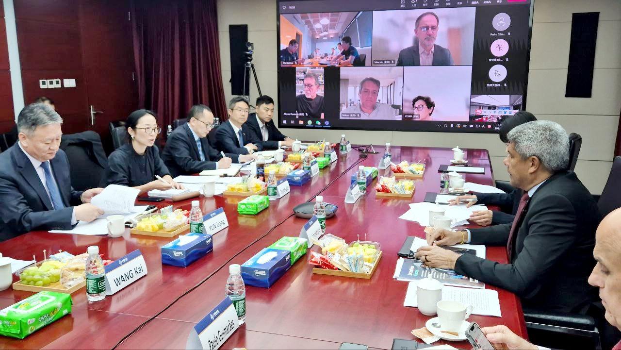 Na China, governador se reúne com acionistas da Concessionária Ponte Salvador - Itaparica