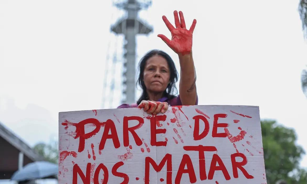 Brasil registra recorde de feminicídios em 2025 e início de 2026 mantém quadro preocupante