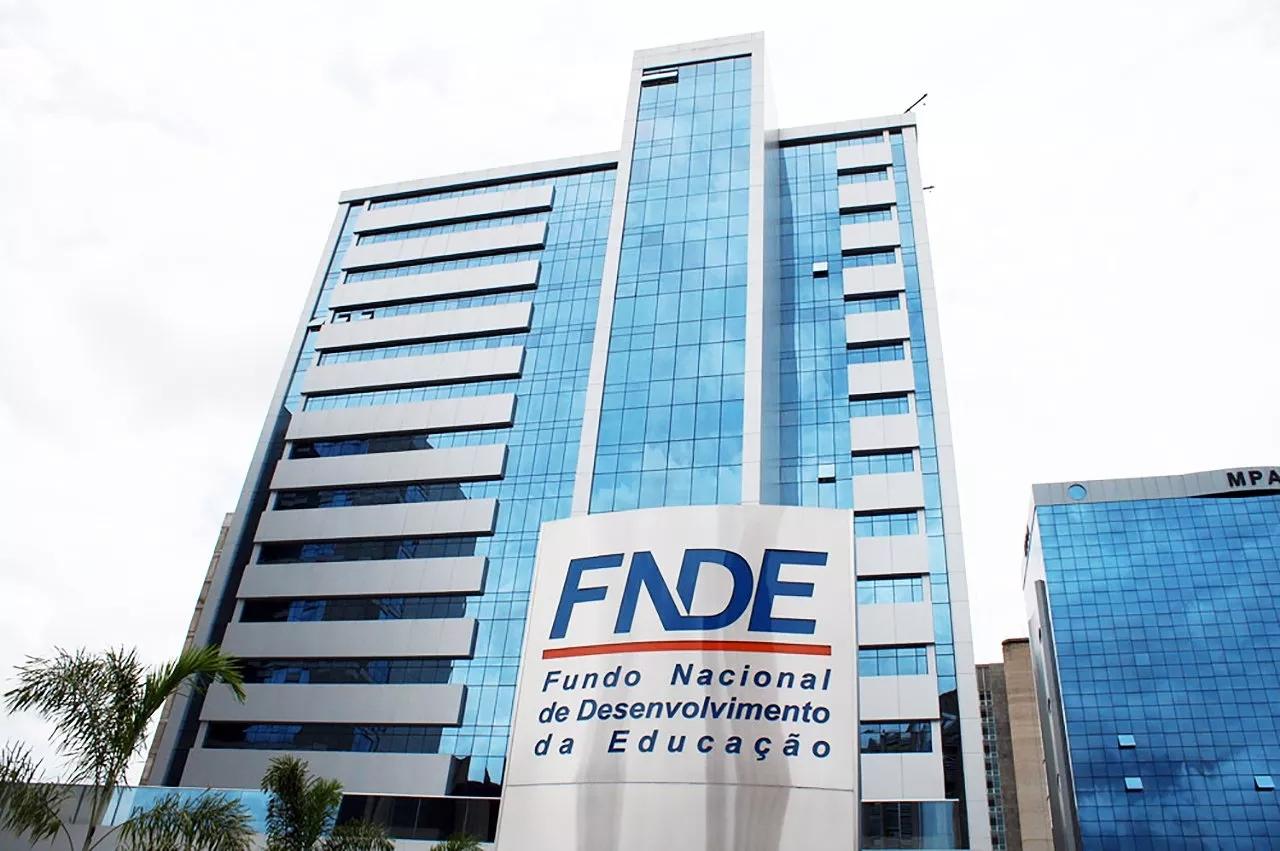FNDE convoca ex-prefeitos por conta de obras inacabadas em Jequié