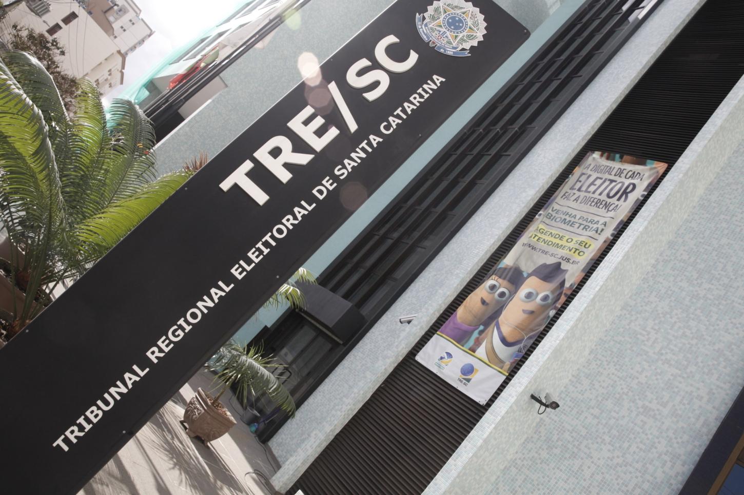 TRE de Santa Catarina suspende pesquisa após instituto Veritá incluir cidades do Maranhão em levantamento eleitoral