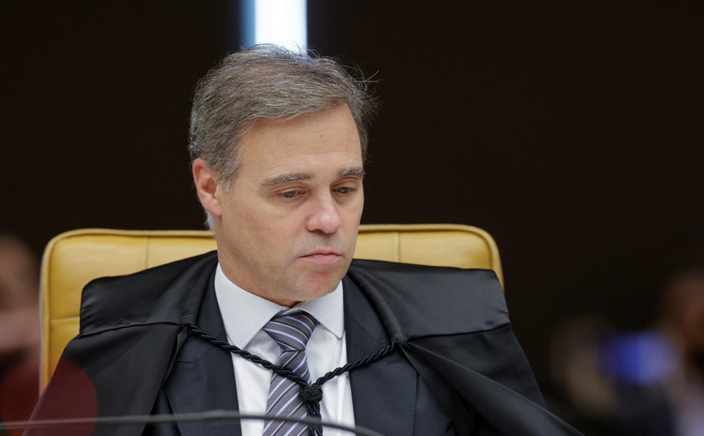 Áudios e mensagens revelam encontro entre Vorcaro e André Mendonça; ministro confirma reunião e diz que apenas o ouviu