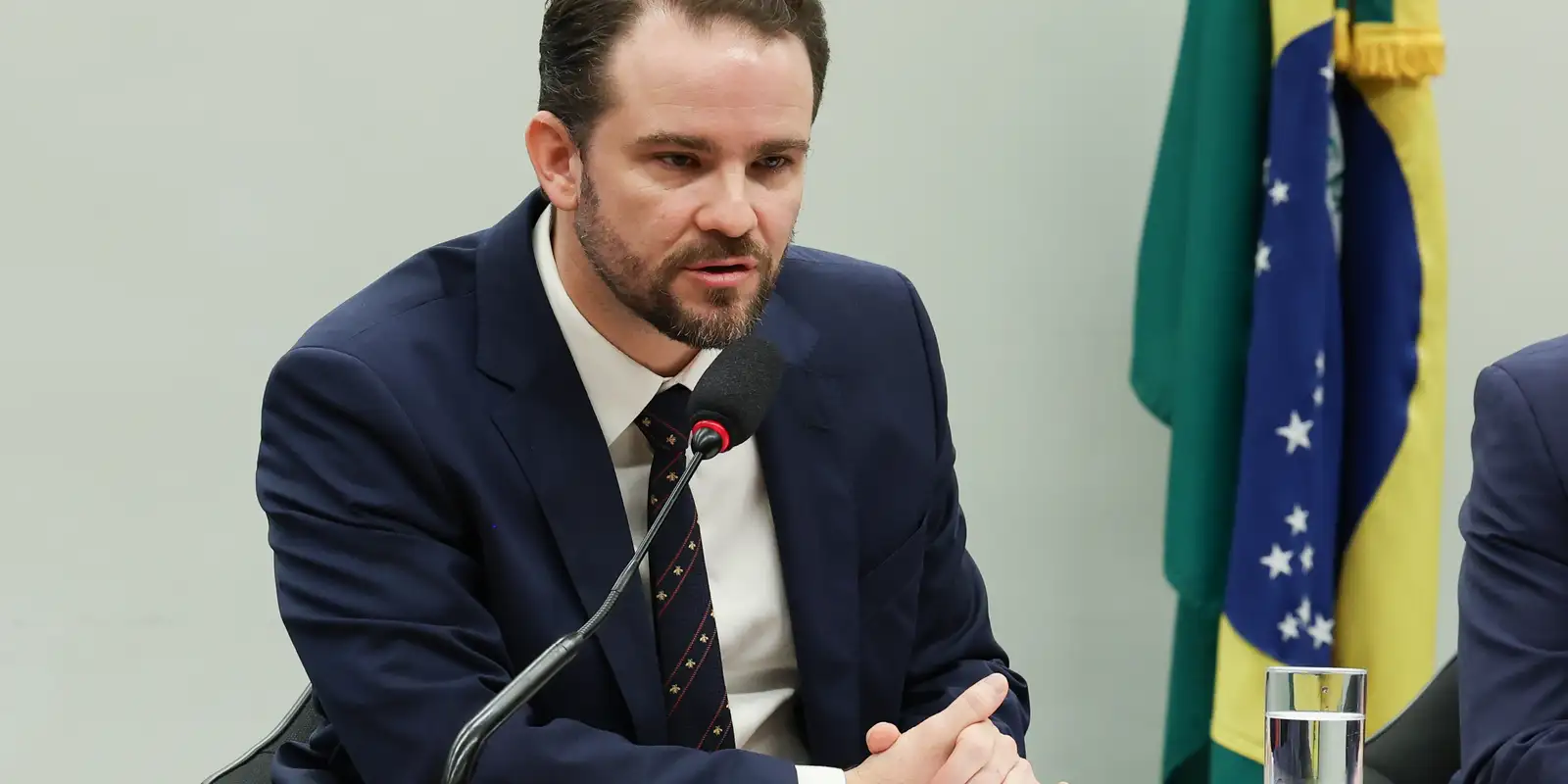 Financiador do filme Dark Horse recebeu dinheiro do crime organizado