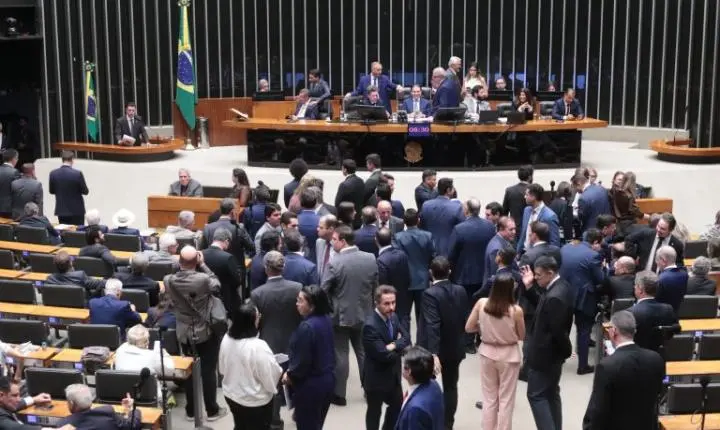 Candidatos ao TCU discursam a favor do uso de emendas parlamentares para aplicação de recursos públicos