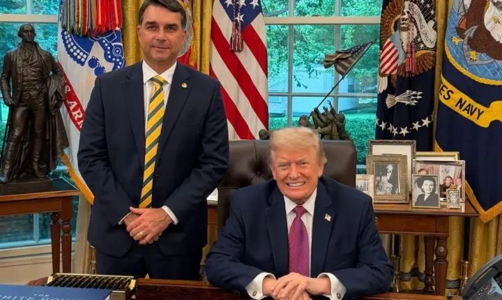 Diplomacia perigosa: Novas tarifas dos EUA atingem o Brasil após encontro polêmico entre Flávio Bolsonaro e Donald Trump