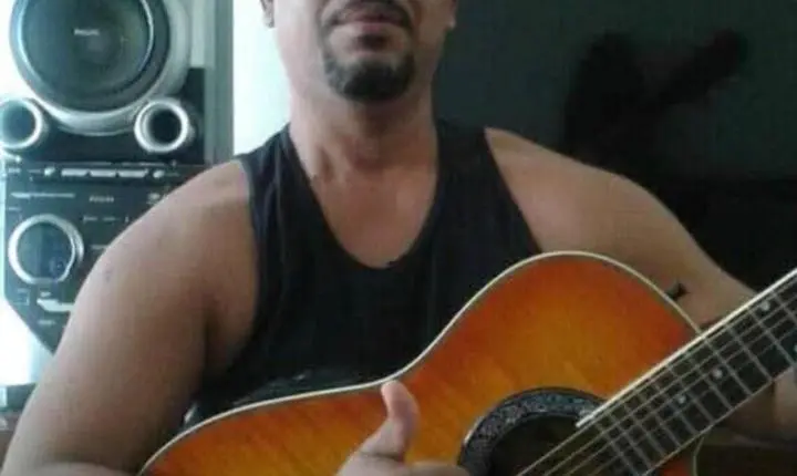 Músico jequieense Fábio Mickely é internado após sofrer AVC