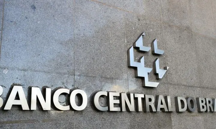Receita Federal e Banco Central são autorizados a realizar concursos